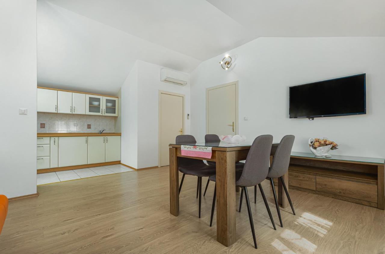 Mima Lägenhet Poreč Exteriör bild